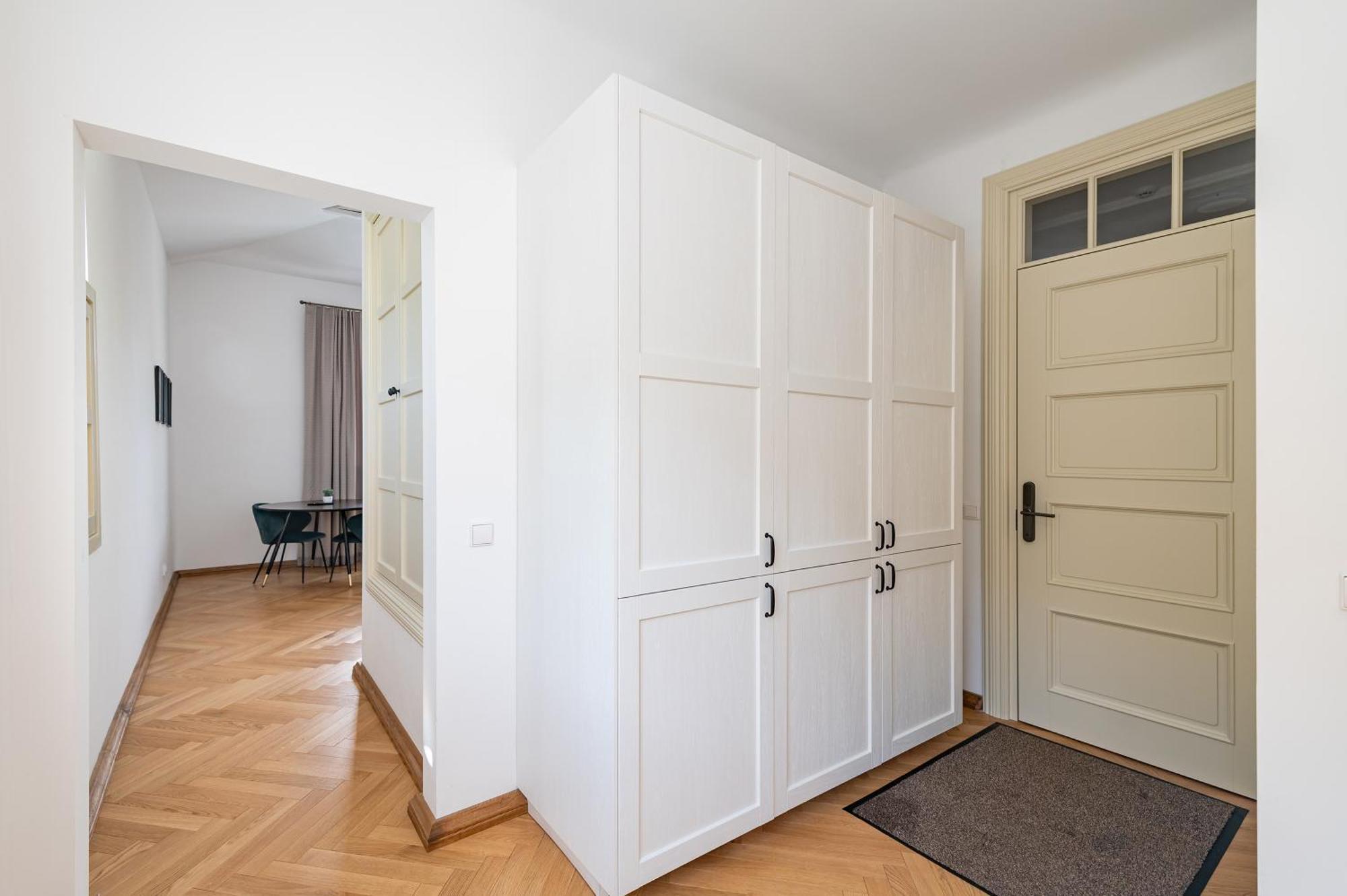 Park Avenue Apartments By Hostlovers Kaunas Exterior photo